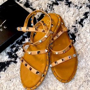 Nicole Miller Tammy-nm studded sandals